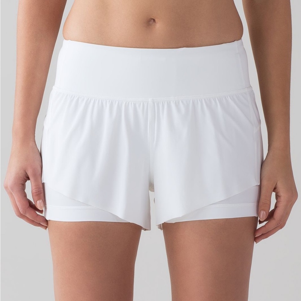 Lululemon Squad Goals Shorts White 3.5”